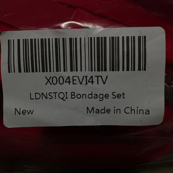 NWOT Body Harness Belt with Handcuffs for Women, Bondage Restraint for Cosplay - Picture 8 of 8